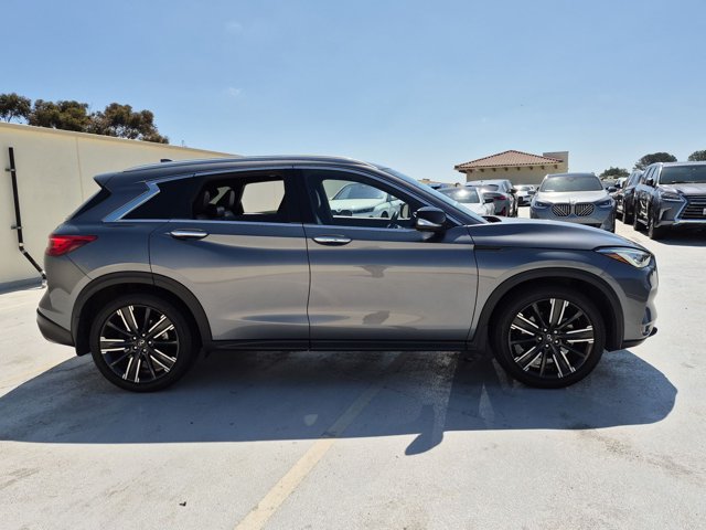 Used 2021 INFINITI QX50 Luxe w/ Appearance Package AWD/4WD image 4