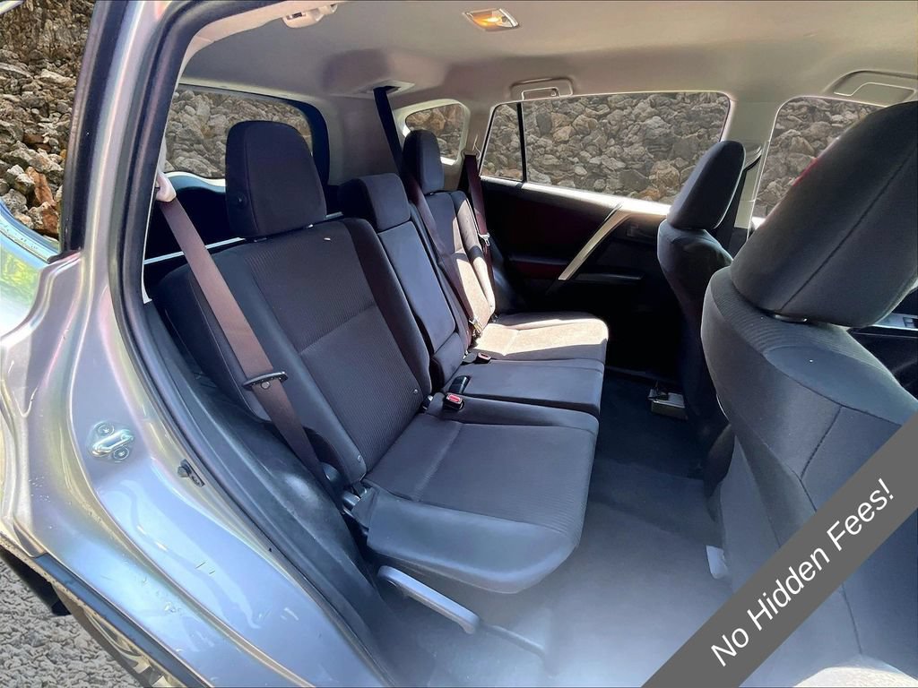 Used 2018 Toyota RAV4 LE w/ All Weather Liner Package AWD/4WD image 24