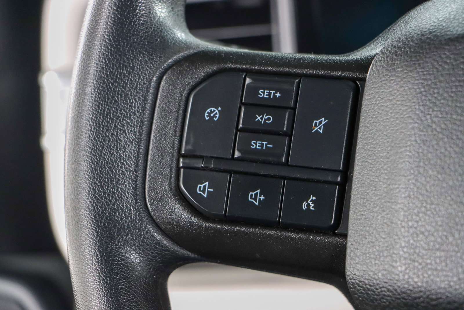 Used 2023 Ford F250 XLT w/ FX4 Off-Road Package image 13