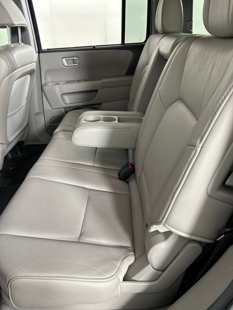 Used 2013 Honda Pilot Touring image 16