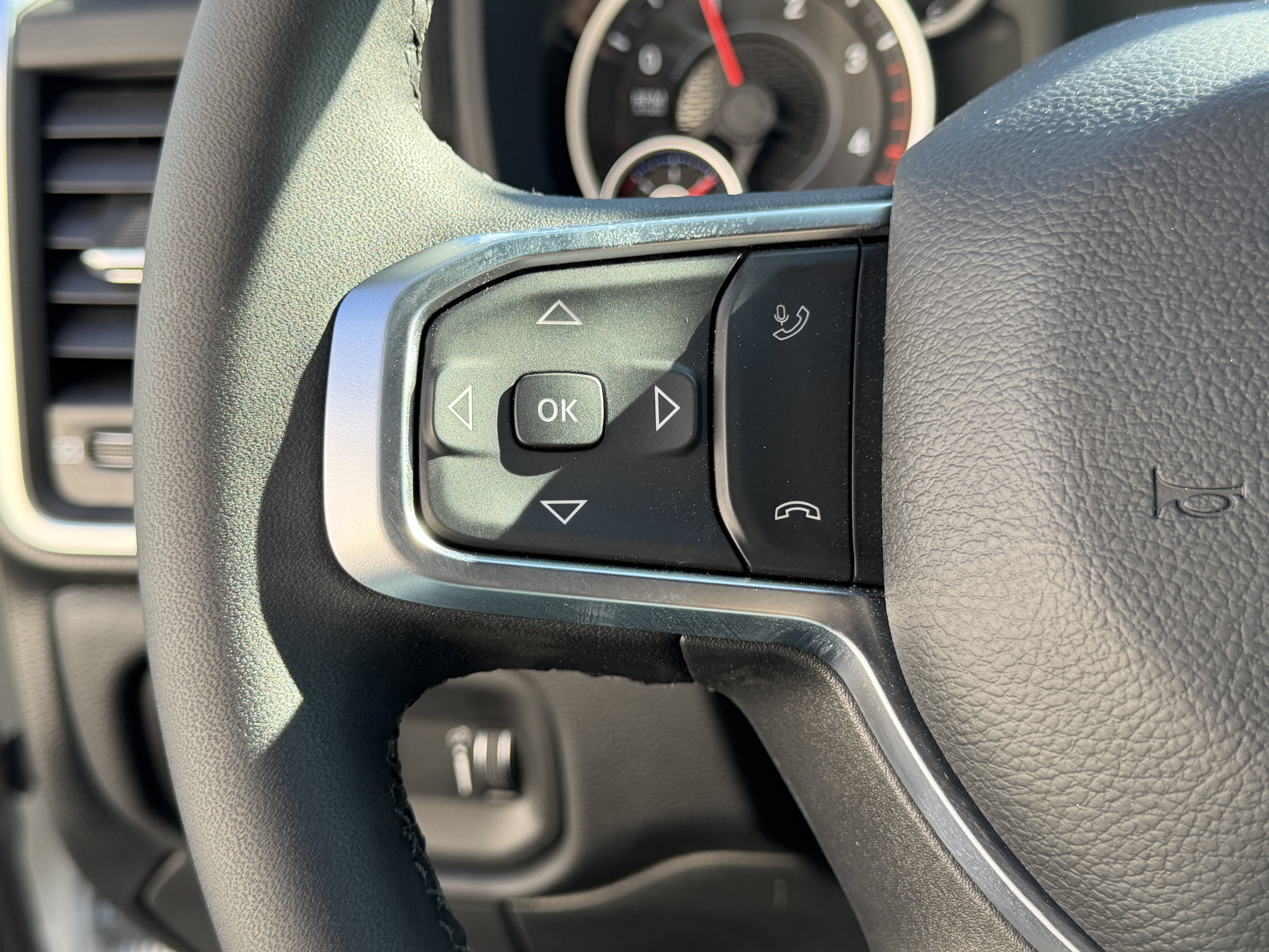 New 2026 RAM 2500 Big Horn AWD/4WD image 26