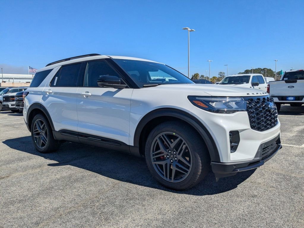 New 2026 Ford Explorer ST w/ Sun And Sound Package