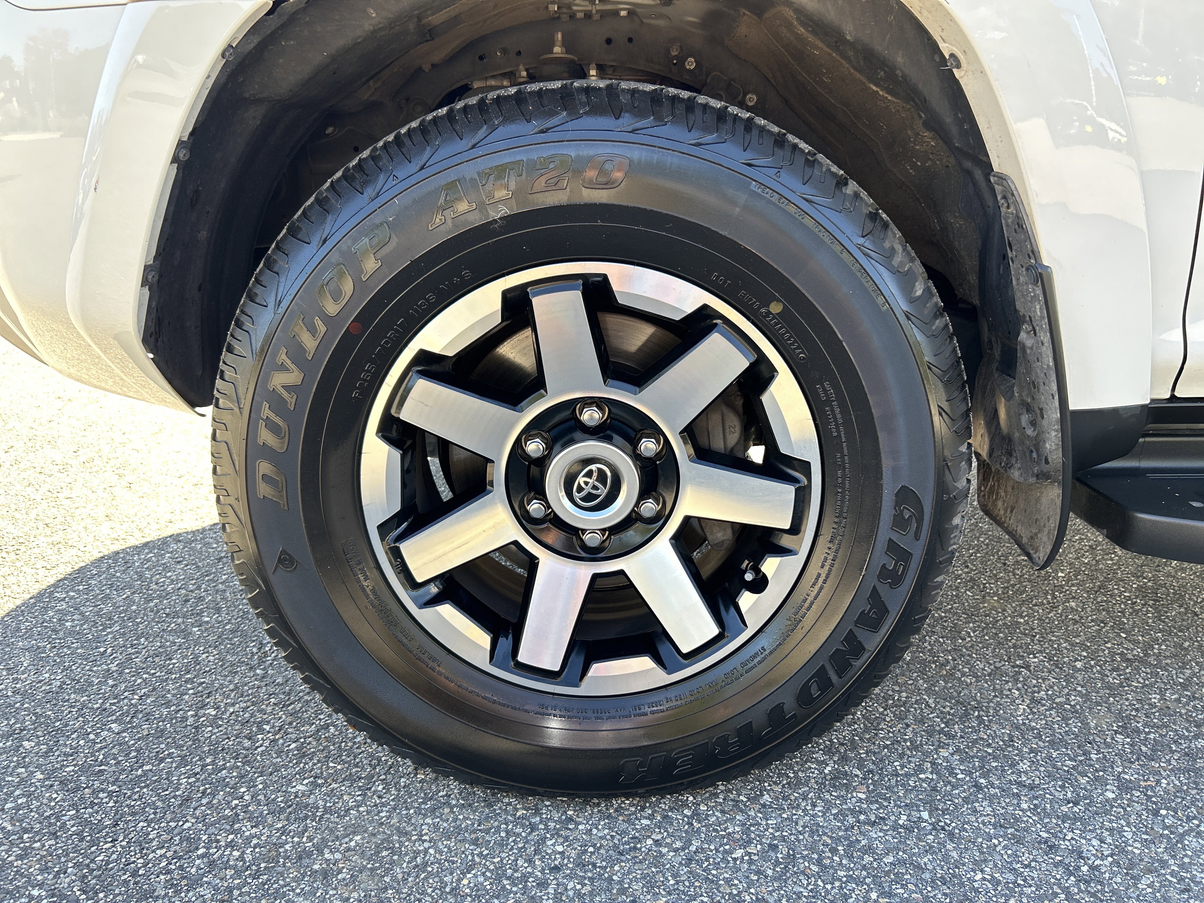 Used 2024 Toyota 4Runner TRD Off-Road image 13