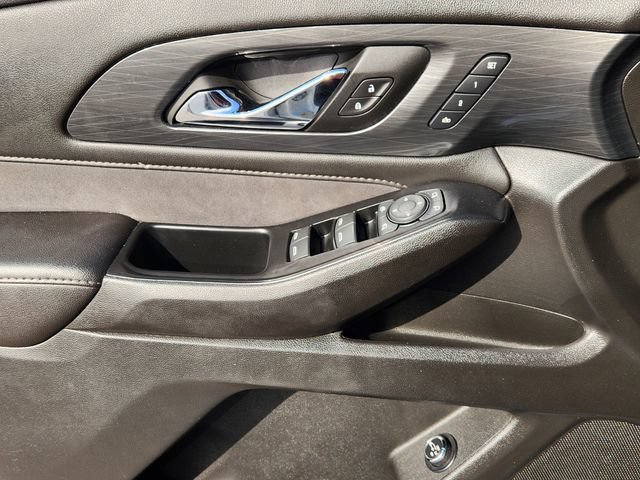 Used 2022 Chevrolet Traverse High Country AWD/4WD image 24