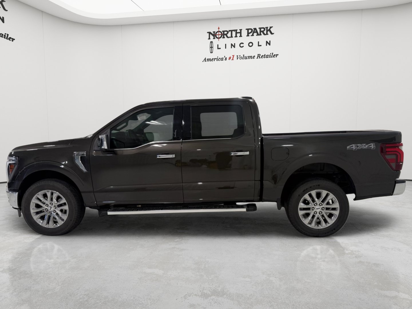 Used 2024 Ford F150 Lariat w/ Mobile Office Package AWD/4WD image 2