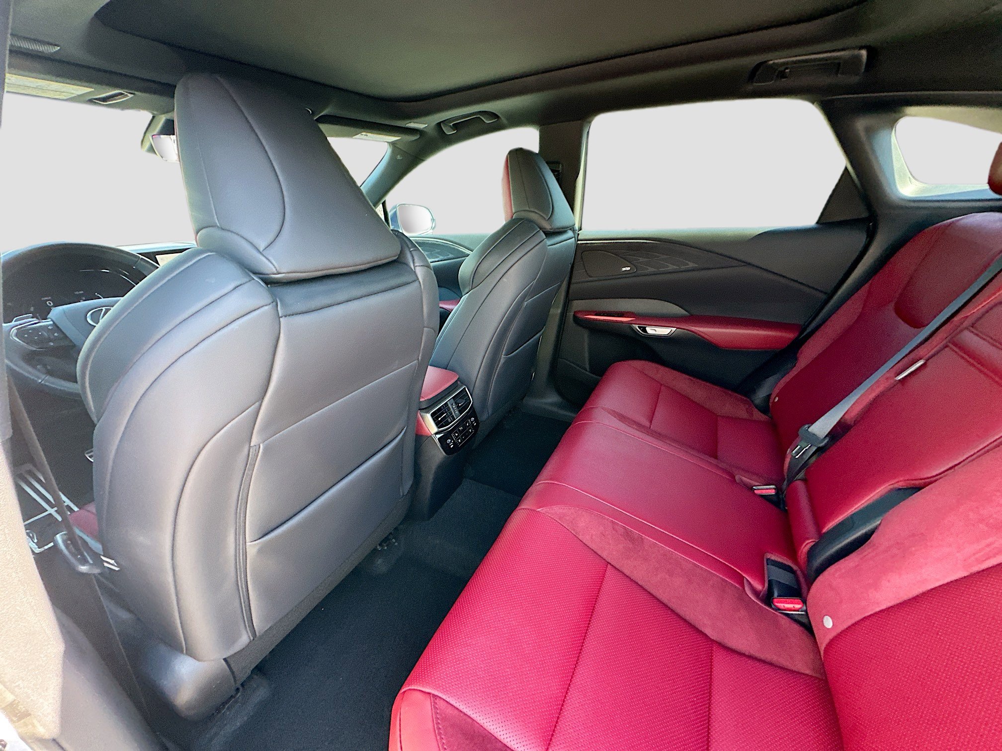 Used 2024 Lexus RX 500h F Sport image 27