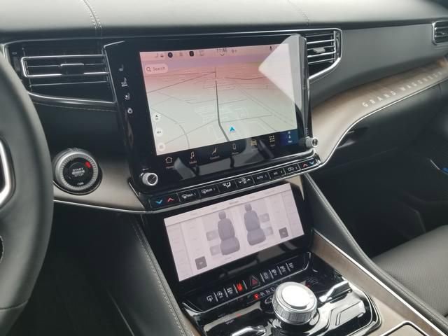 New 2024 Jeep Grand Wagoneer Series I image 11