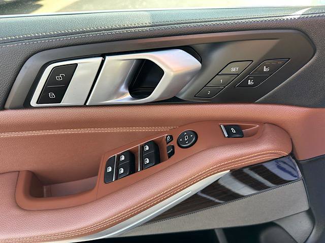 Used 2021 BMW X5 xDrive40i image 16