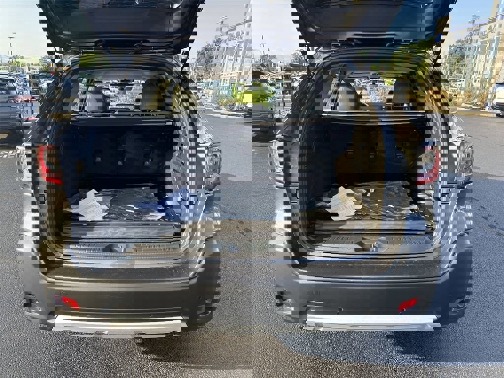 New 2025 Subaru Outback Limited image 45