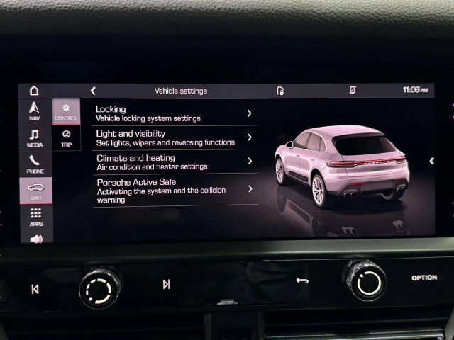 Used 2024 Porsche Macan image 52