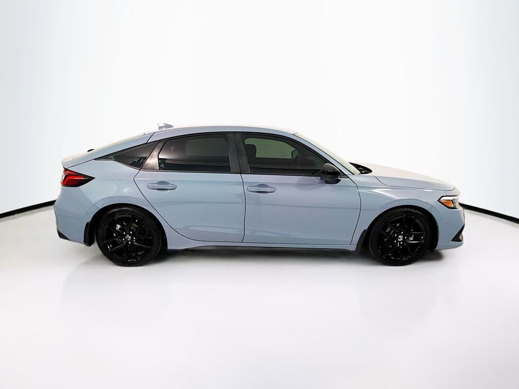 Used 2023 Honda Civic Sport image 4