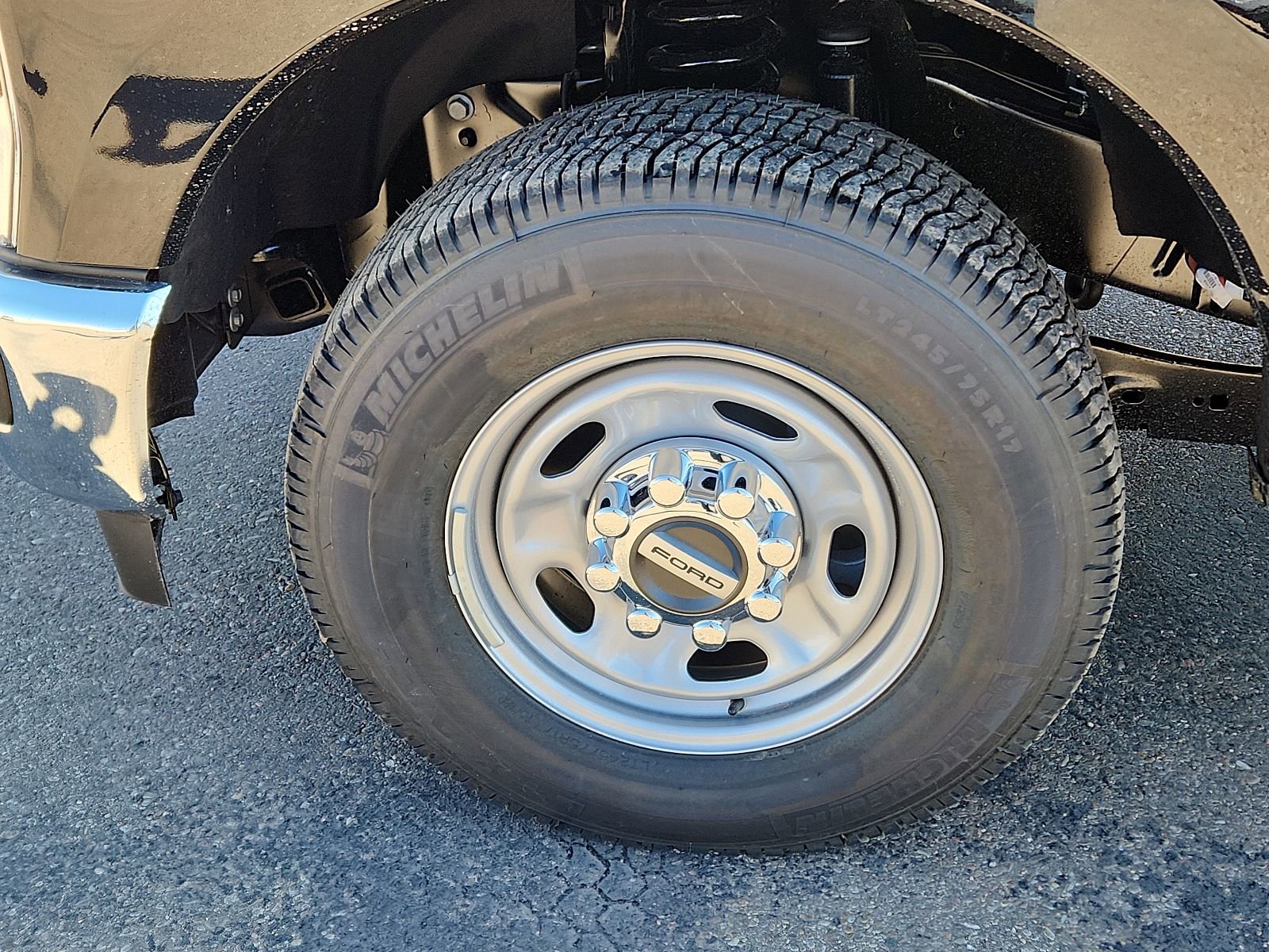 New 2025 Ford F250 XL w/ 360-Degree Camera Package RWD image 7