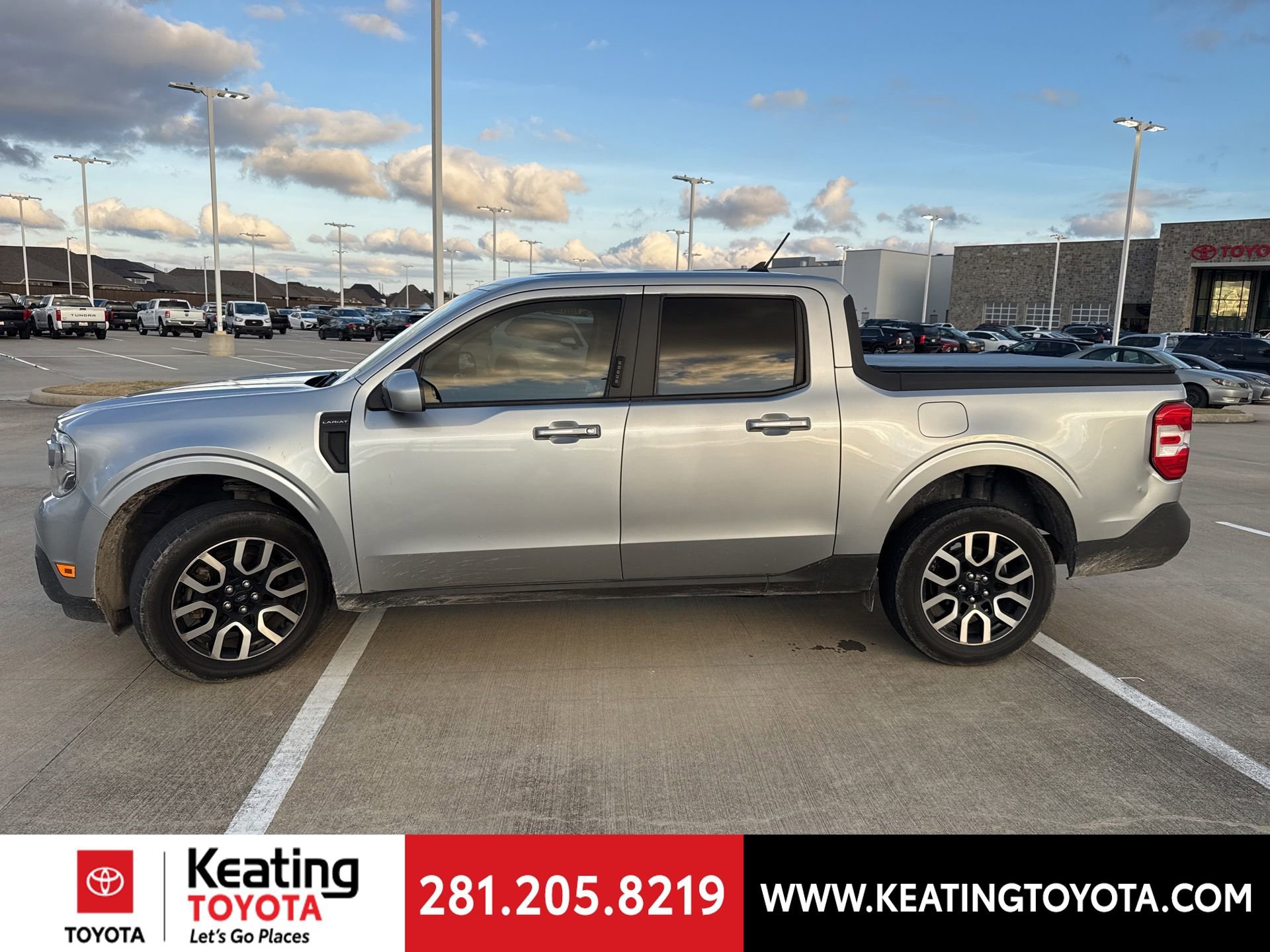 Used 2022 Ford Maverick Lariat image 4