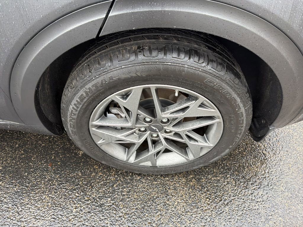 Certified 2023 Genesis GV70 2.5T w/ Advanced Package image 4