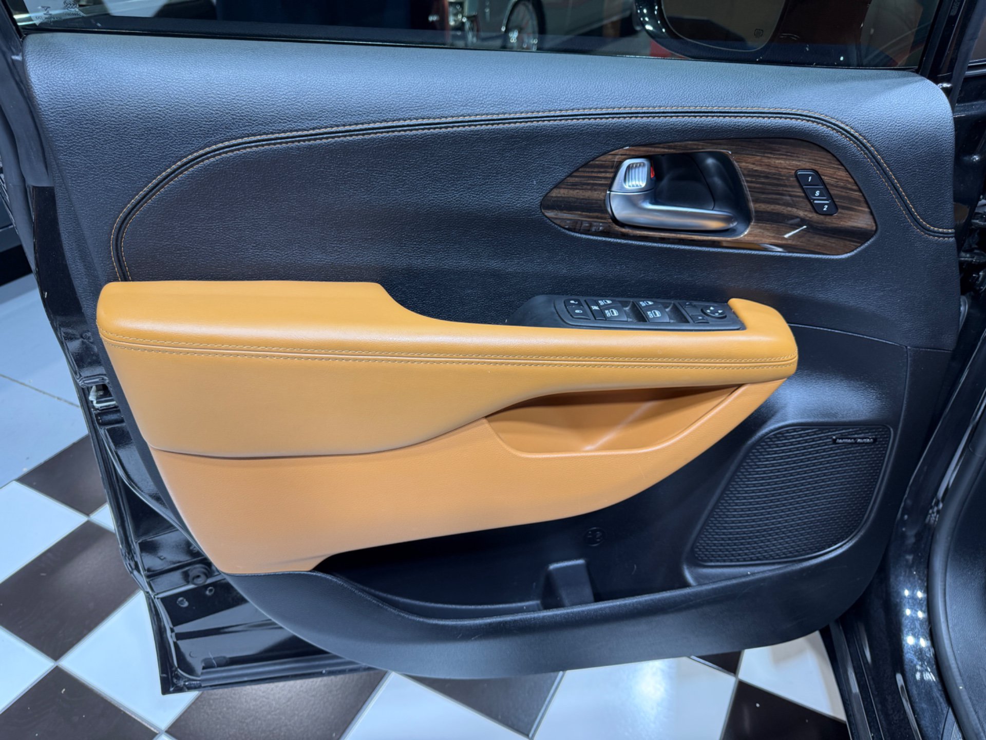 Used 2021 Chrysler Pacifica Pinnacle AWD/4WD image 46