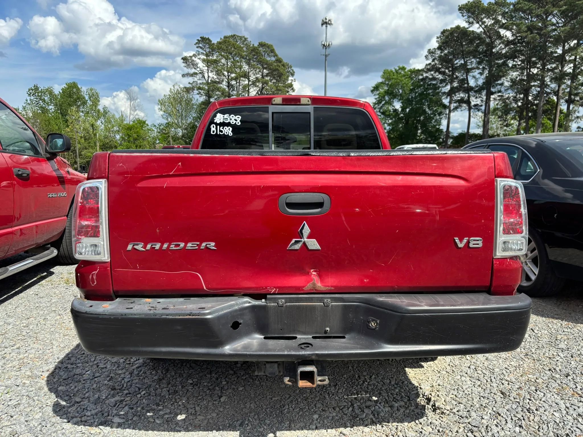Used 2006 Mitsubishi Raider DuroCross AWD/4WD image 6