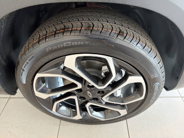 New 2026 Chevrolet Trax RS w/ Driver Confidence Package FWD image 14