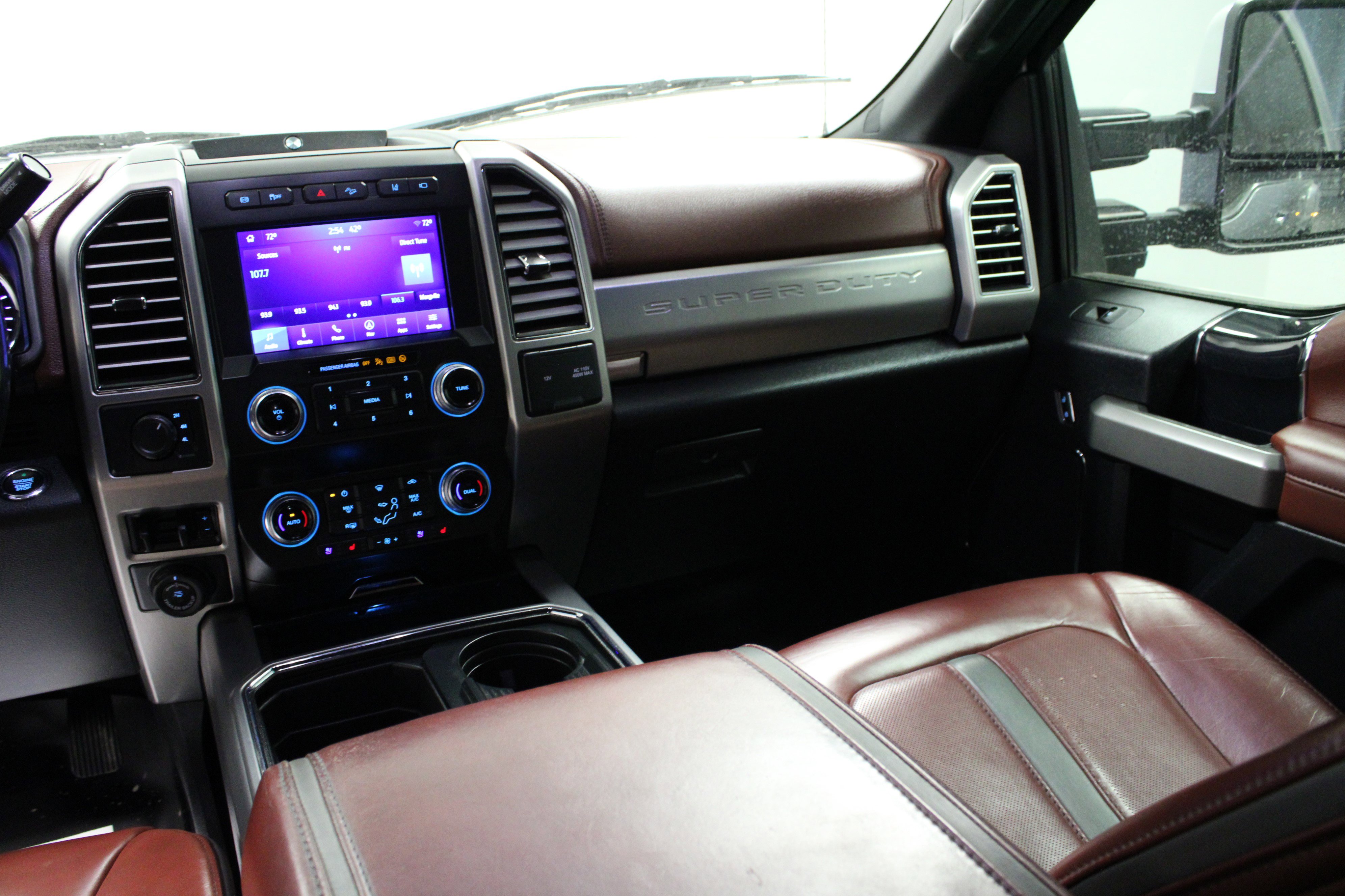 Used 2020 Ford F450 Platinum w/ FX4 Off-Road Package AWD/4WD image 19