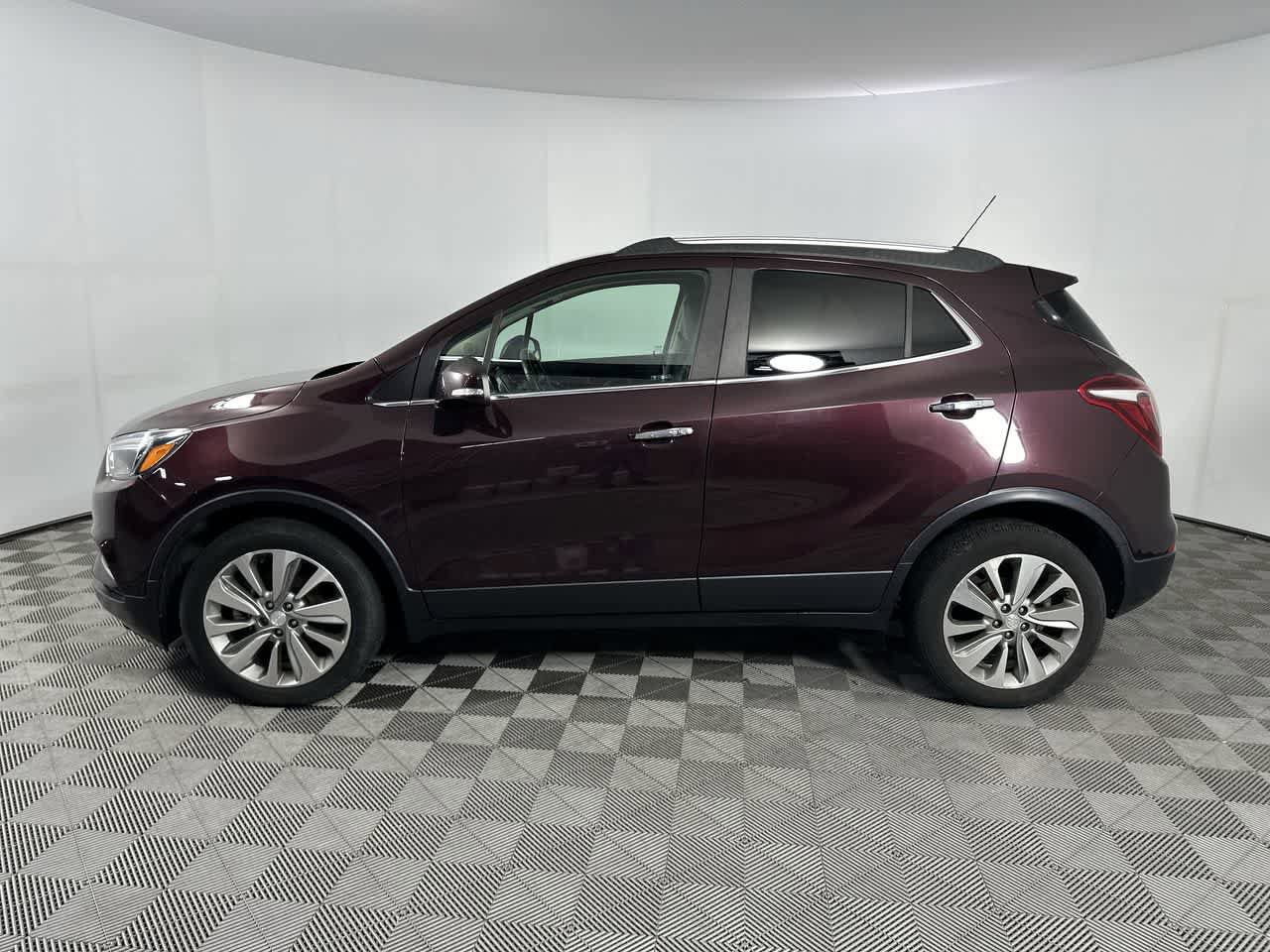 Used 2017 Buick Encore Preferred FWD image 5