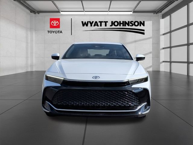 Certified 2023 Toyota Crown XLE image 8