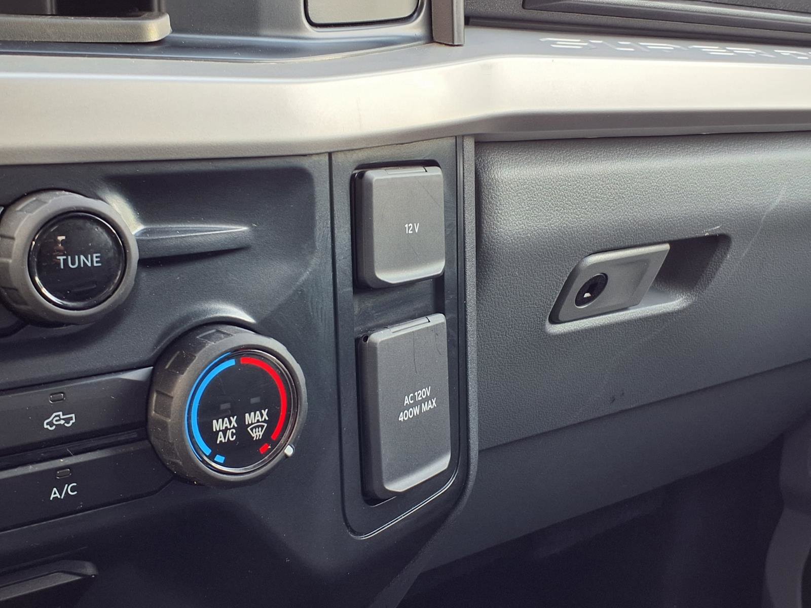 Used 2025 Ford F250 XLT image 12