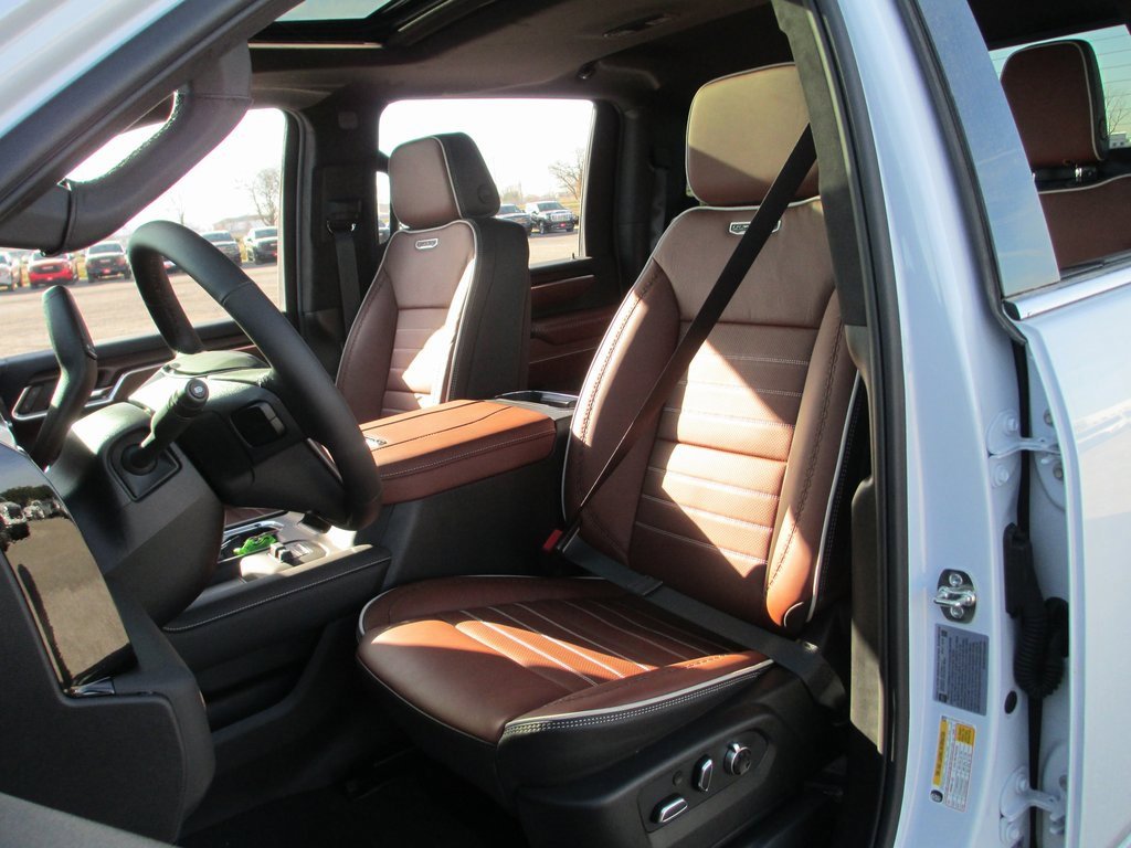 New 2026 GMC Sierra 2500 Denali Ultimate image 11