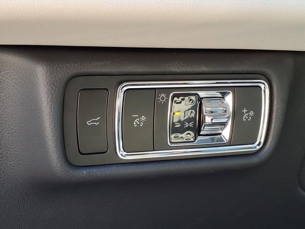 Used 2026 Lincoln Aviator Reserve w/ Luxury Package image 19