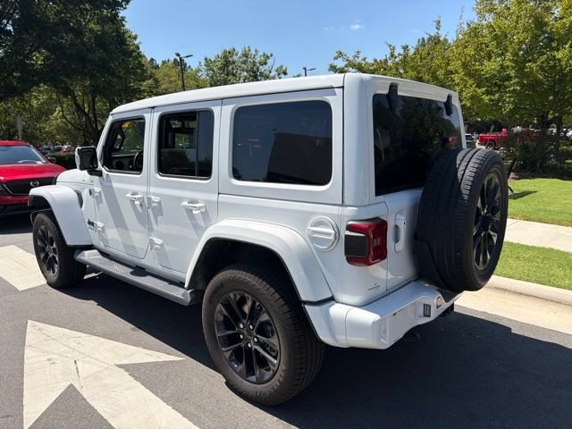 Used 2023 Jeep Wrangler Unlimited Sahara AWD/4WD image 3