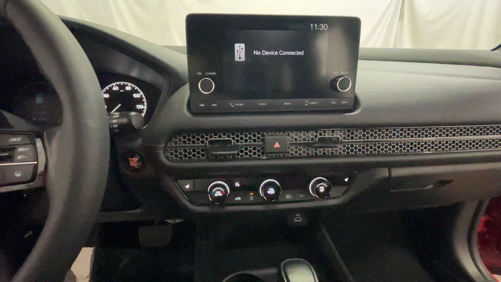 Certified 2025 Honda HR-V Sport image 38