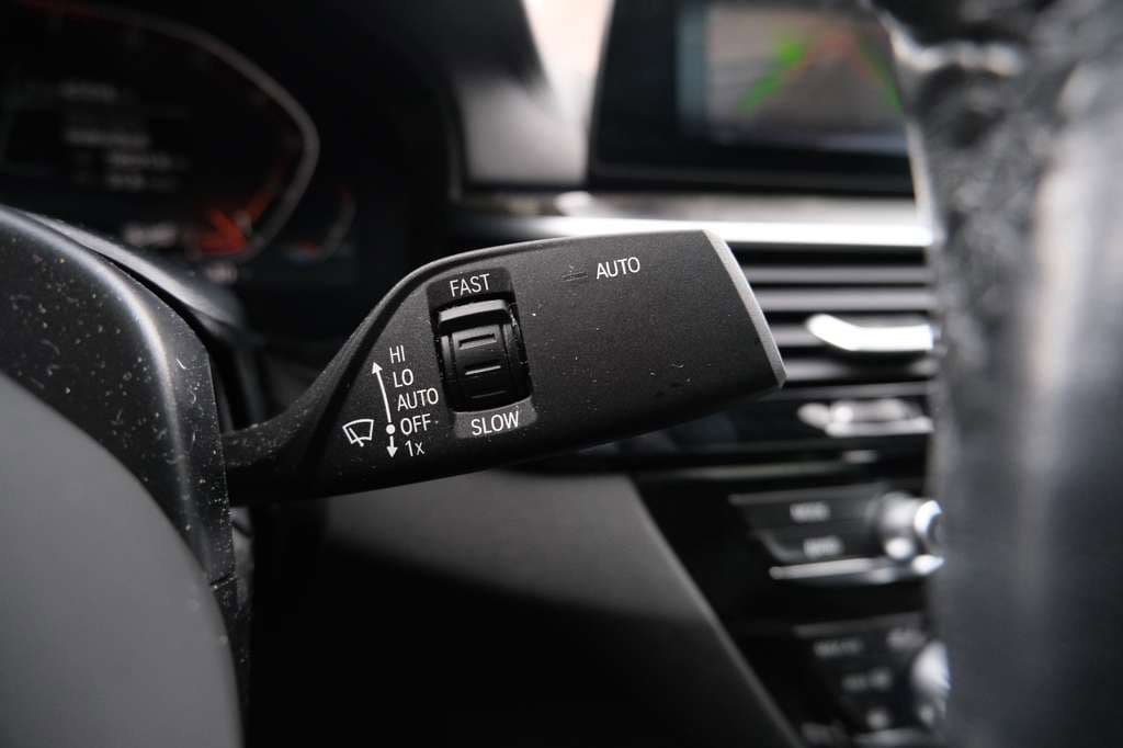 Used 2020 BMW 540i xDrive xDrive M SPORT LINE w/ M Sport Package AWD/4WD image 42