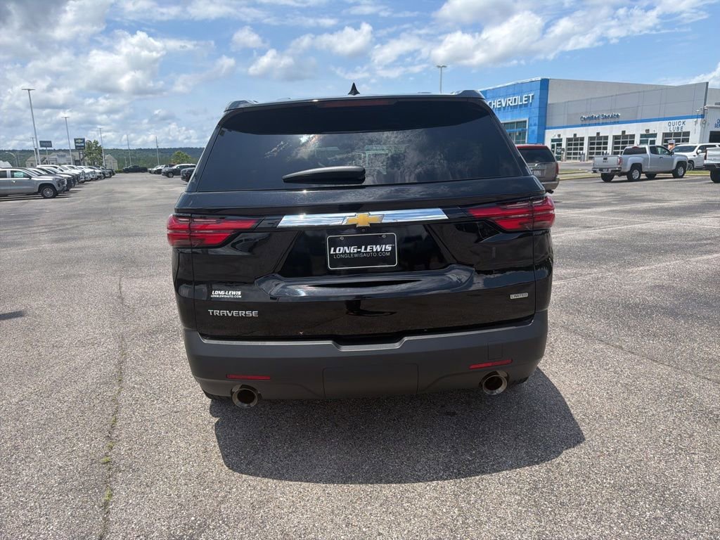 Used 2024 Chevrolet Traverse LS FWD image 4