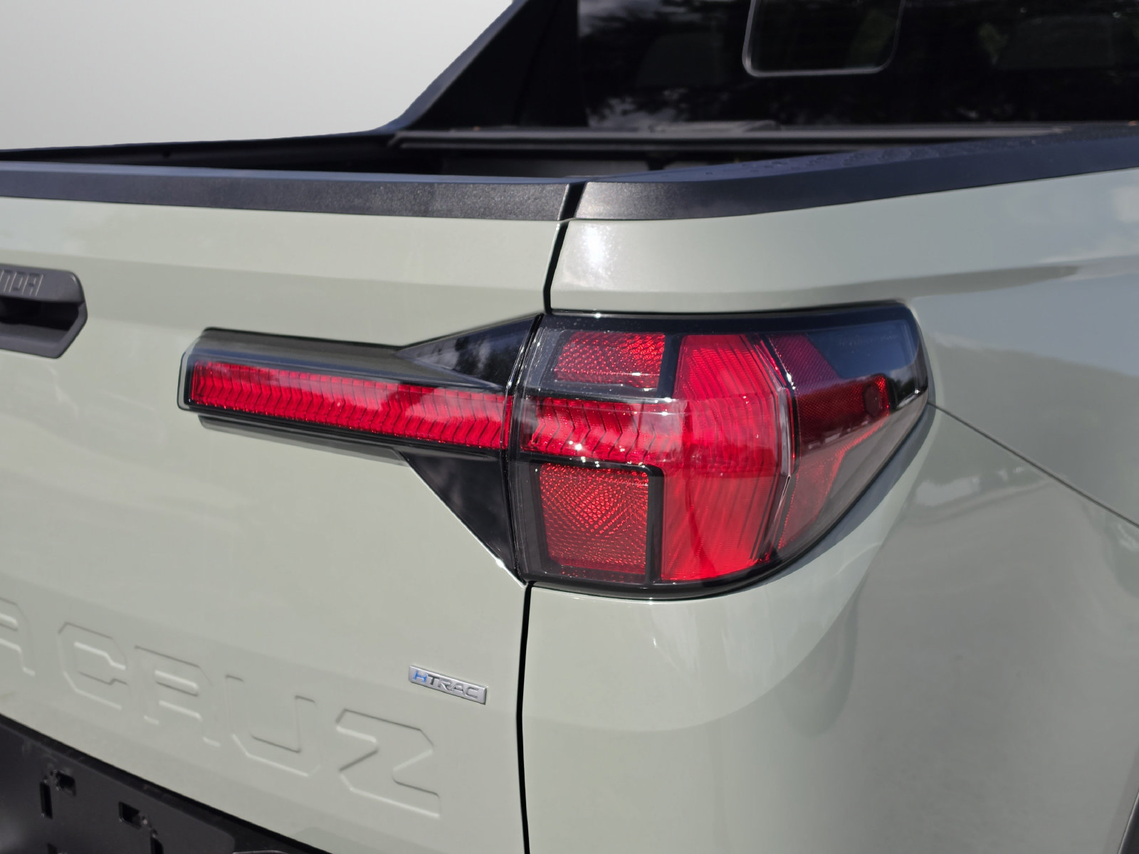 Used 2023 Hyundai Santa Cruz SEL w/ Activity Package AWD/4WD image 38