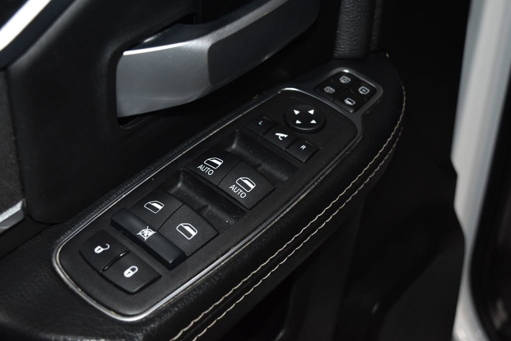 Used 2024 RAM 2500 Big Horn image 5