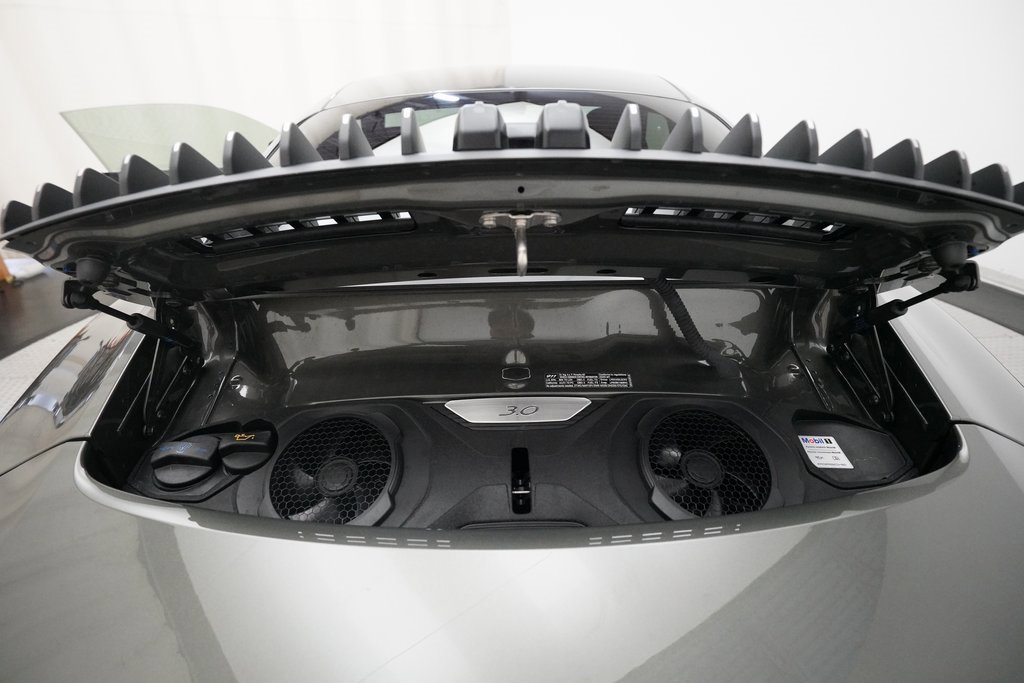 Used 2020 Porsche 911 Carrera 4 image 32