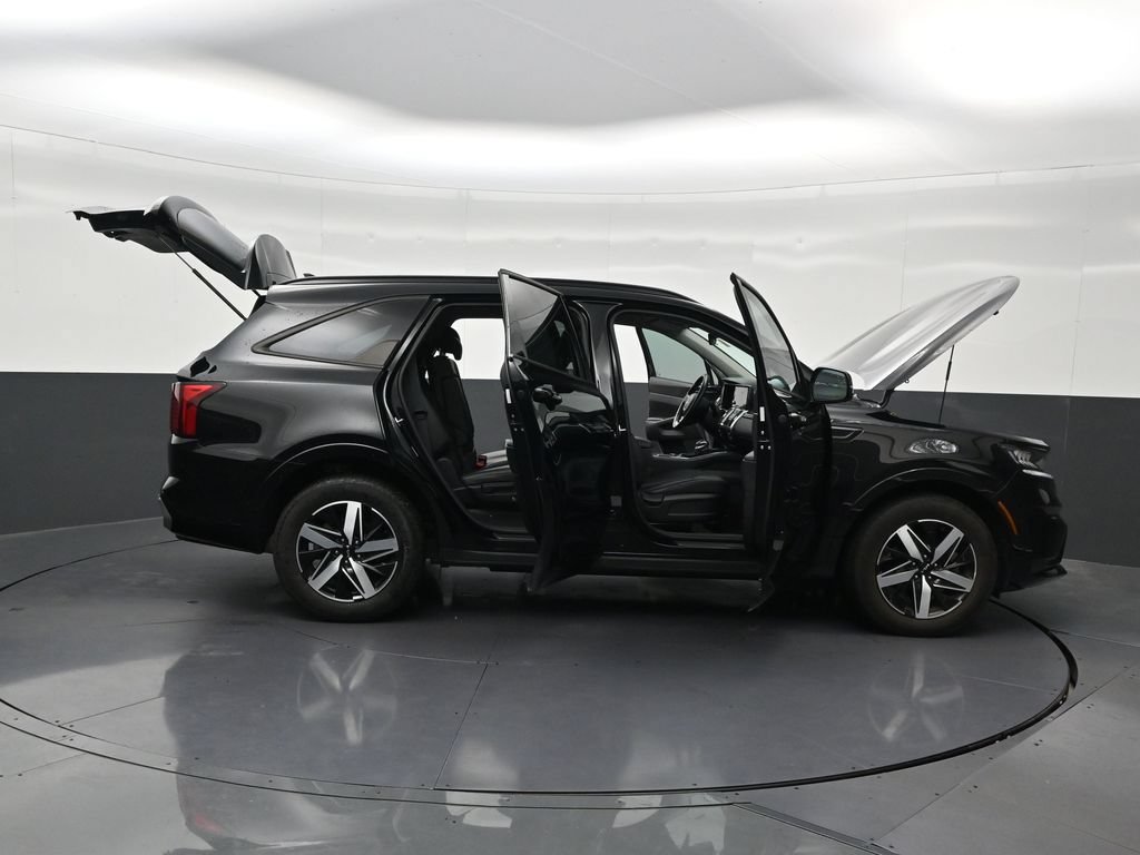 Used 2023 Kia Sorento S FWD image 32
