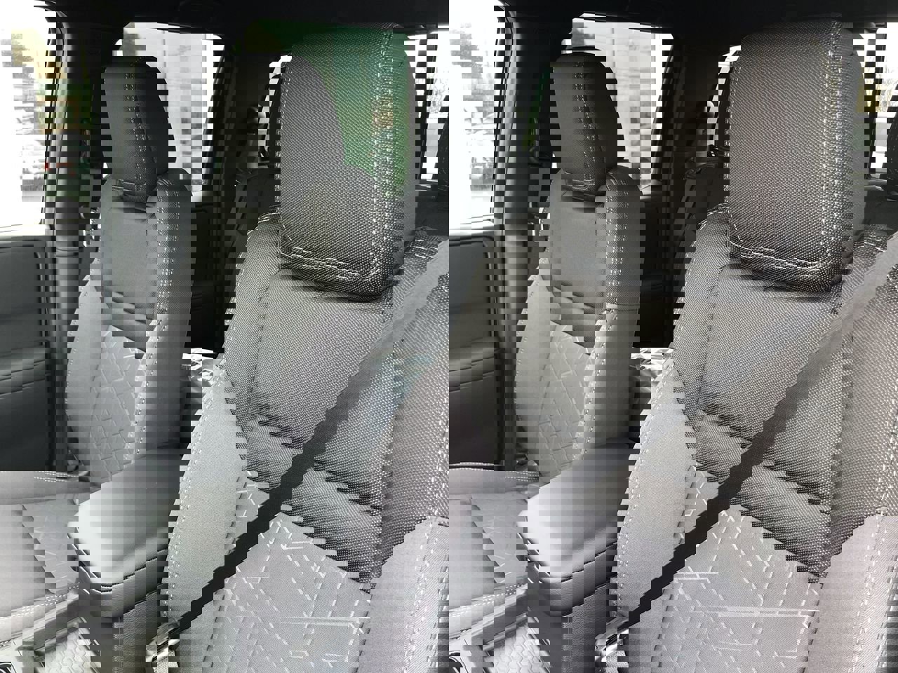 New 2026 Nissan Frontier SV w/ All-Weather Content Package image 21