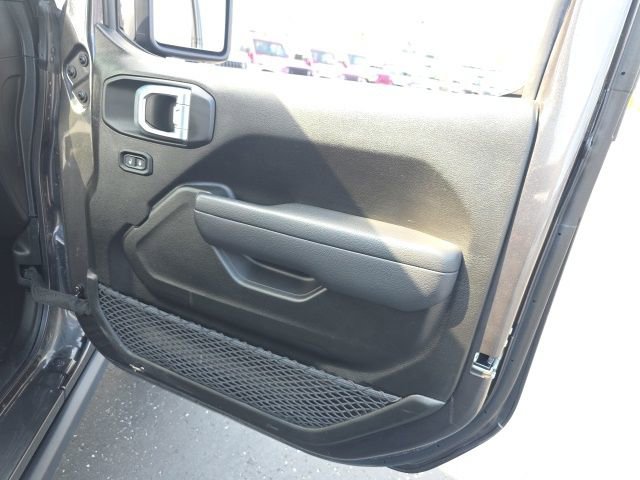 Used 2024 Jeep Gladiator Sport AWD/4WD image 42