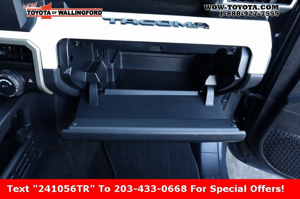 Used 2024 Toyota Tacoma TRD Sport image 40