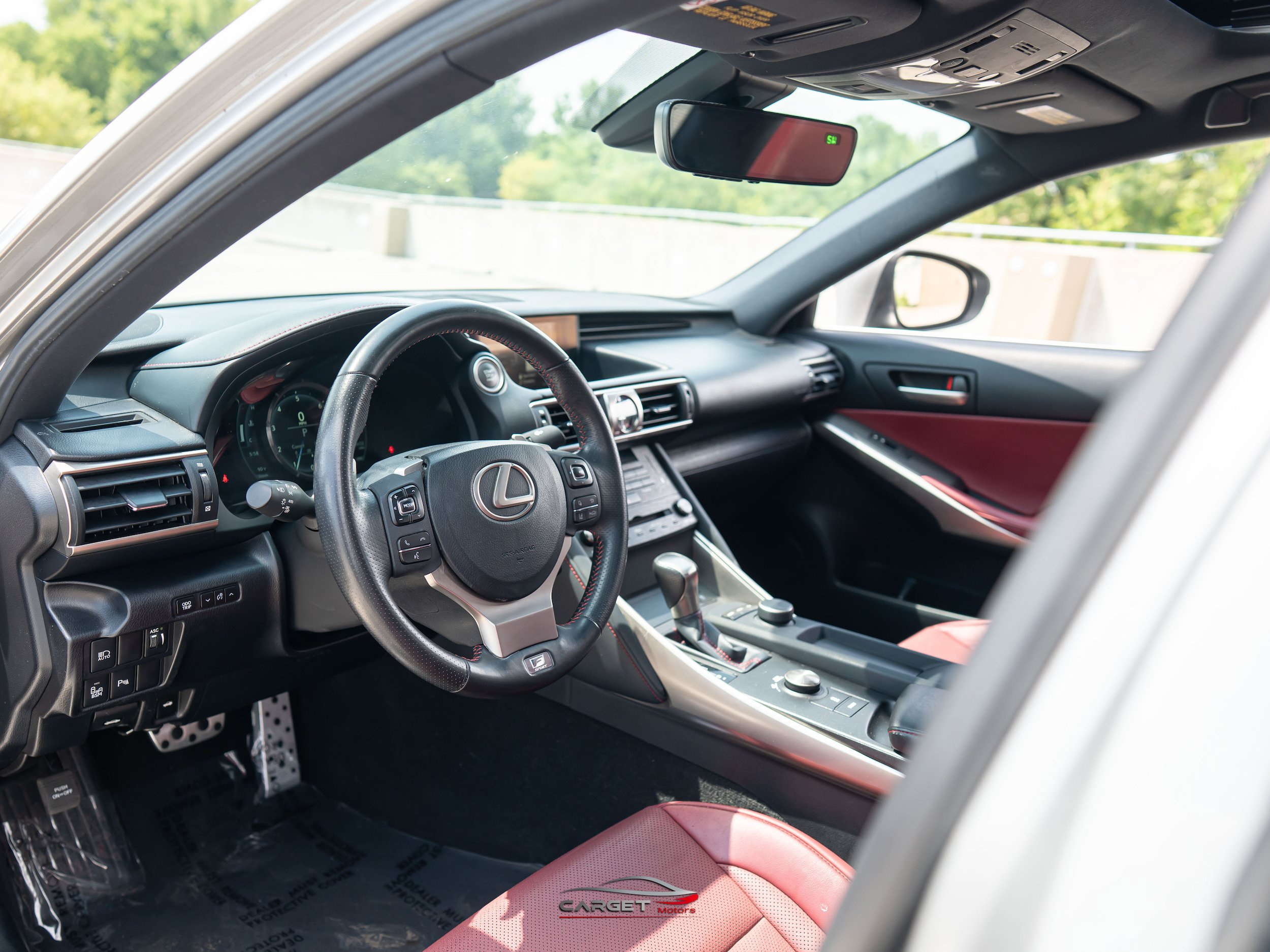 Used 2019 Lexus IS 300 F Sport w/ F Sport Package RWD image 13