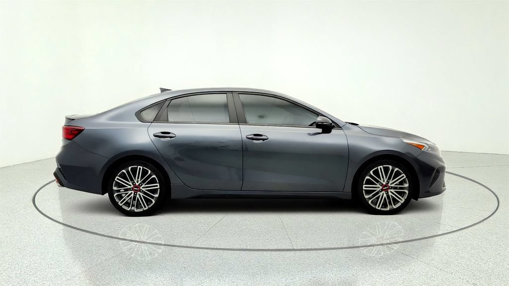 Used 2022 Kia Forte GT FWD image 4