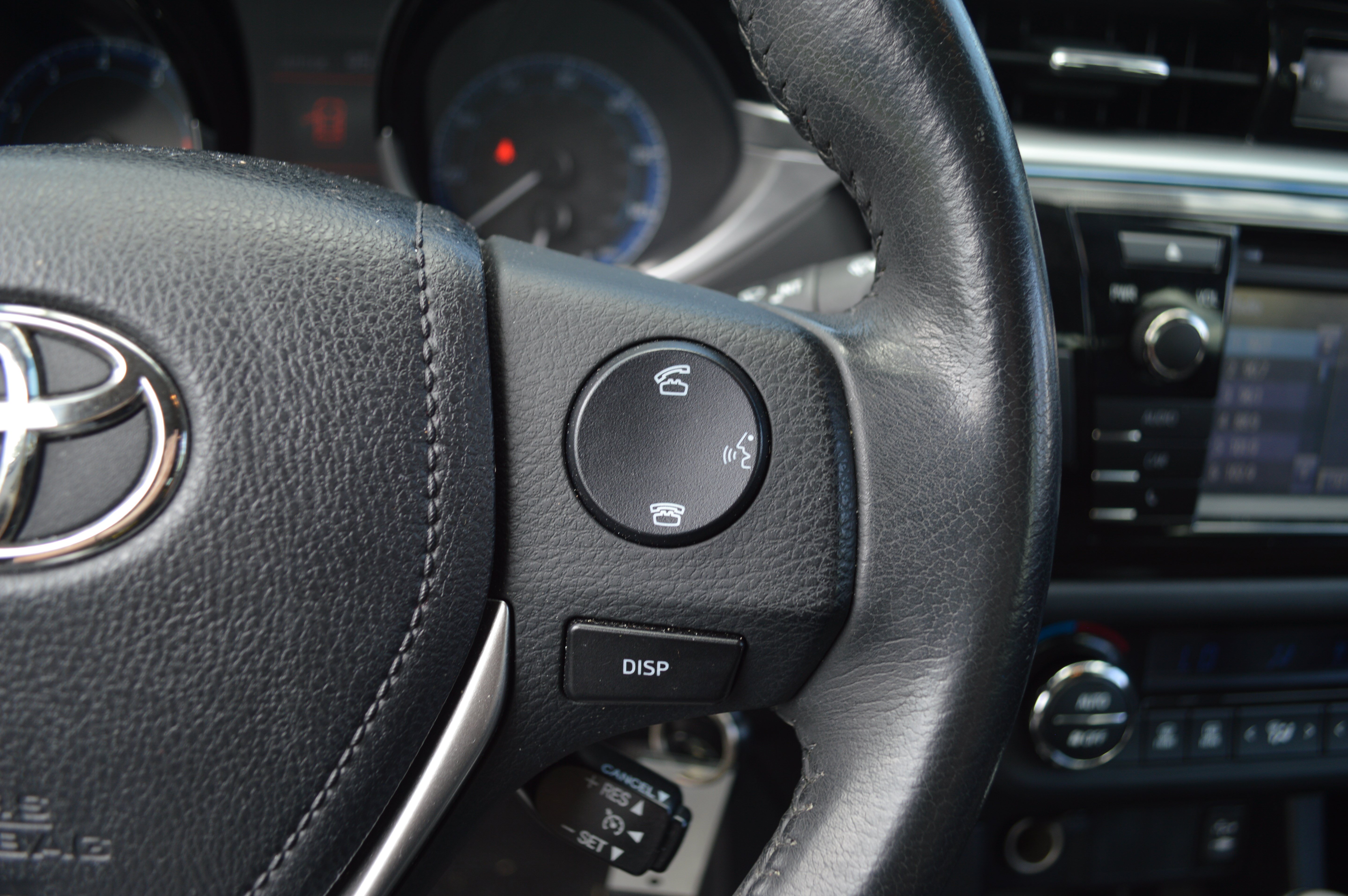 Used 2015 Toyota Corolla S FWD image 16