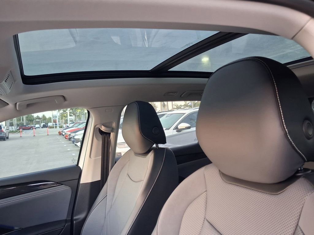 New 2026 Volkswagen Tiguan SE FWD image 8
