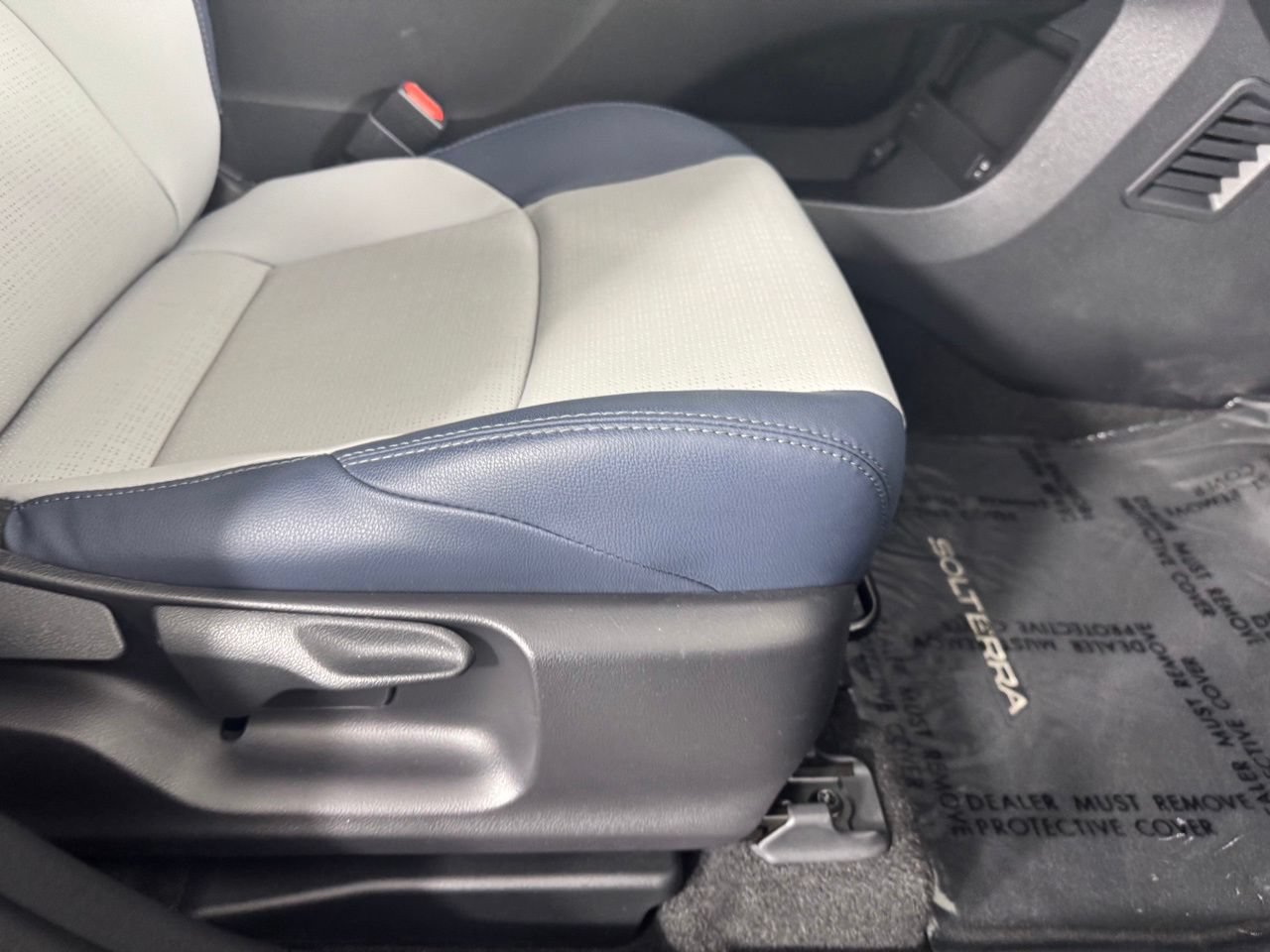 Used 2023 Subaru Solterra AWD image 37