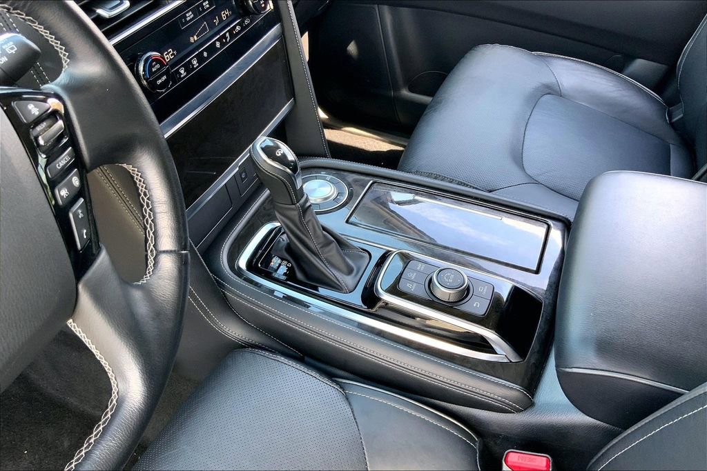 Used 2024 INFINITI QX80 Luxe image 13