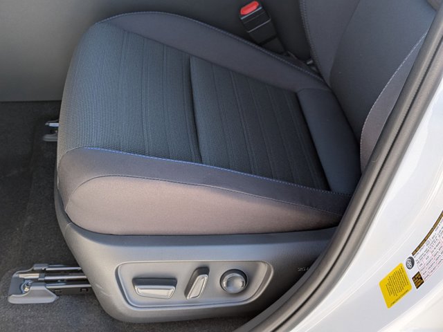 New 2026 Toyota RAV4 SE image 4