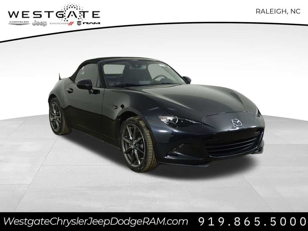 Used 2020 MAZDA MX-5 Miata Sport