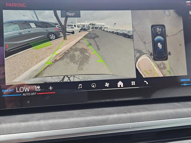 New 2026 BMW X5 xDrive40i w/ M Sport Package image 12