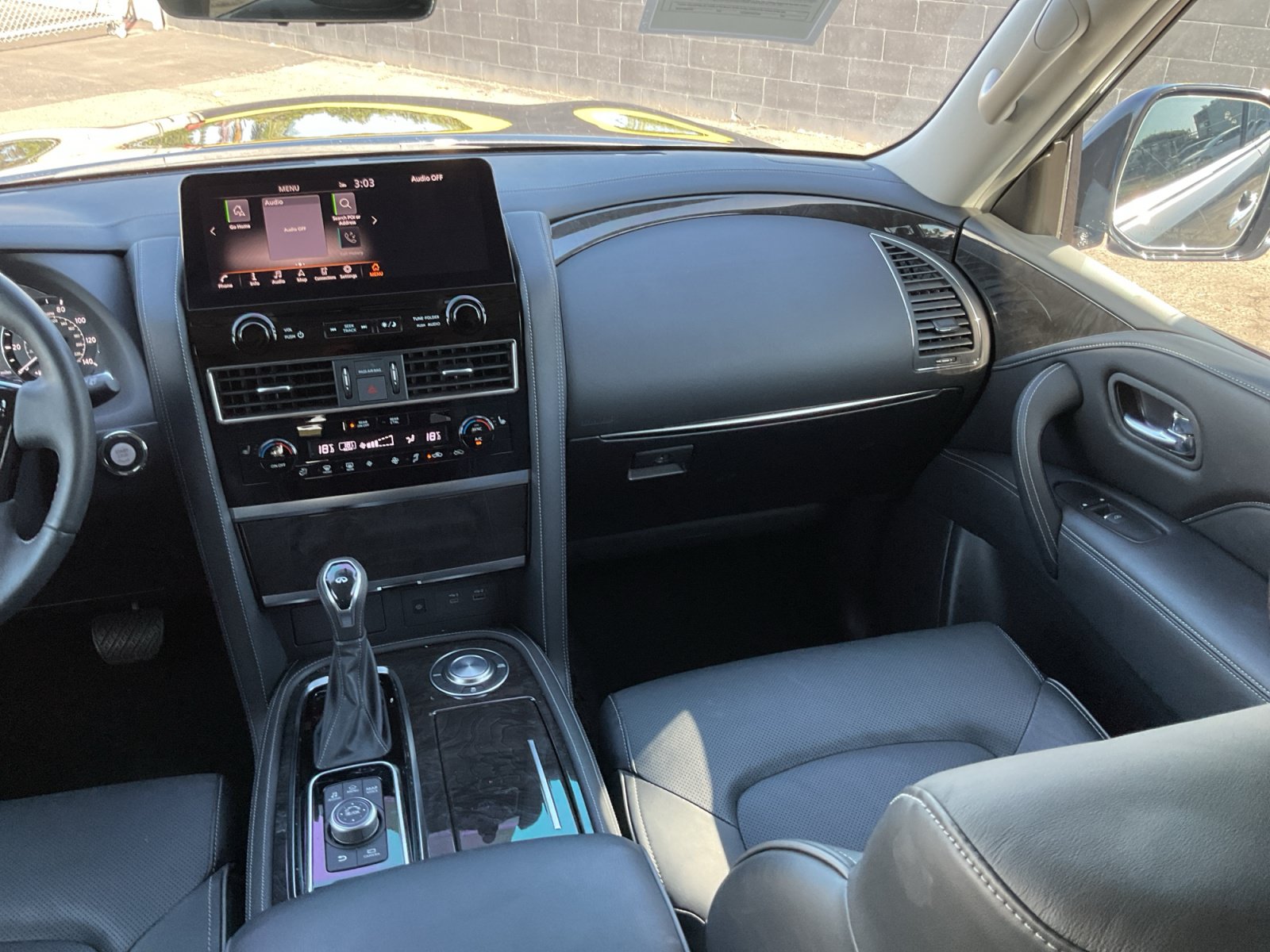 Used 2023 INFINITI QX80 Luxe w/ Cargo Package RWD image 16