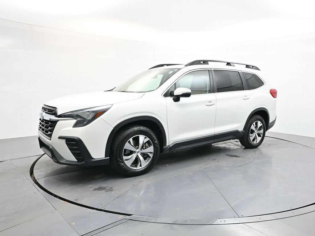 Used 2023 Subaru Ascent Premium w/ Convenience Package image 1