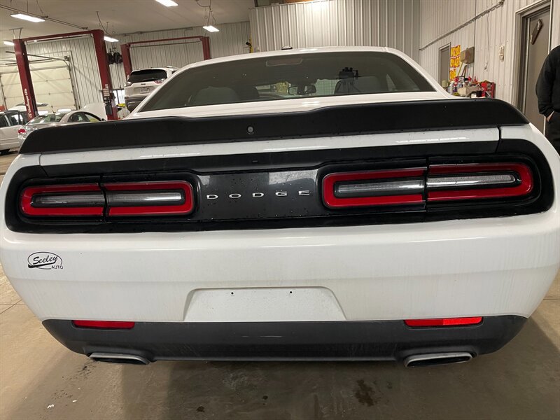 Used 2020 Dodge Challenger SXT image 23